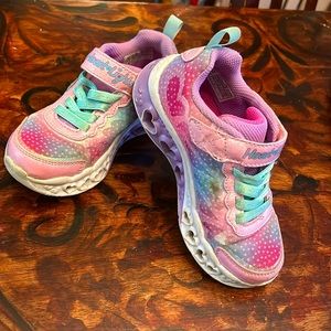 Girls size 11 light up sketchers